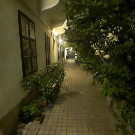 Happy Apartment In The Heart Of Budapest With 2 Rooms Exterior foto